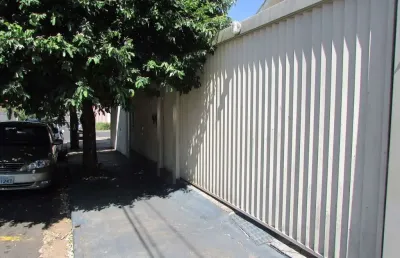 Casa para alugar no bairro alto rio preto com 03 dormitórios sendo 01 suite e 02 vagas de garagem.