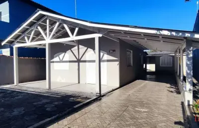 Casa com edícula /área de churrasqueira – 4 quartos –r$450mil