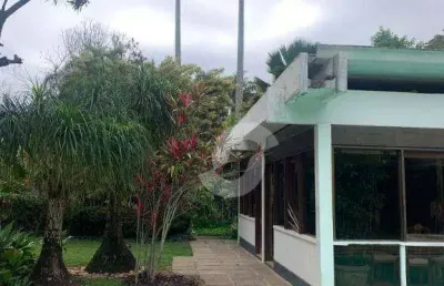 Casa com 4 suítes a 300m da praia à venda, 658 m² por r$ 4.730.000,00 - itacoatiara - niterói/rj