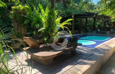 Casa em condomínio fechado com 4 quartos à venda na Rua José Pinheiro De Lucas, 21, Maria Paula, São Gonçalo