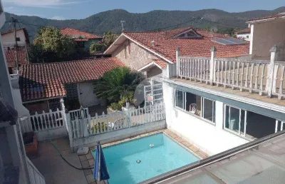 Casa com 7 dormitórios à venda, 360 m² por r$ 850.000,00 - itaipu - niterói/rj