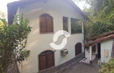 Casa à venda de 5 quartos com 300 m² em itaipu - niterói/rj