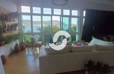 Casa com 5 dormitório em terreno com 1.396m2 s à venda, 160 m² por r$ 2.500.000 - são francisco - niterói/rj