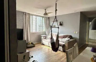 Apartamento todo reformado na melhor localização do bairro do inga próximo ao mac e praia das flechas
