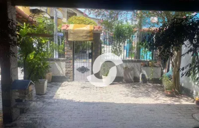 Casa com 4 quartos à venda na Rua Sargento Raimundo Nonato, 899, Pacheco, São Gonçalo