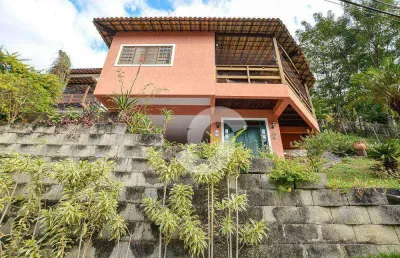 Casa com 3 dormitórios à venda, 287 m² por r$ 900.000,00 - itaipu - niterói/rj