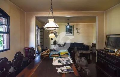 Casa de 2 andares em icaraí, 3 dormitórios à venda, 160 m² por r$ 1.200.000