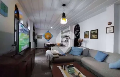 Casa com 3 quartos à venda na Rua Tocantins, 28, São Francisco, Niterói