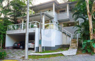 Casa com 4 dormitórios à venda, 363 m² por r$ 1.750.000,00 - itaipu - niterói/rj