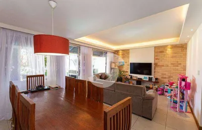 Linda casa triplex com 4 quartos em itacoatiara – niterói!