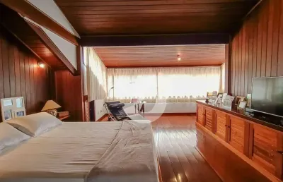 Mansão charmosa com 4 dormitórios + cômodo reversível à venda, mais de 300 m² por r$ 1.950.000 - são francisco - niterói/rj