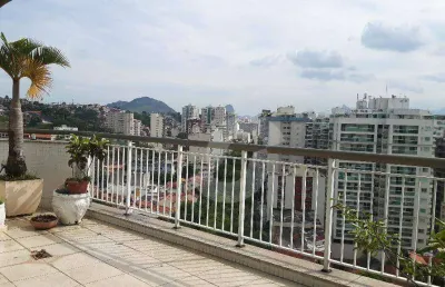 Linda cobertura com vista indevassada no jardim icaraí