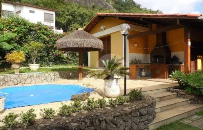 Casa à venda, 239 m² por r$ 1.656.000,00 - itaipu - niterói/rj
