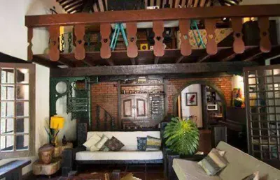 Linda casa com terreno no estilo colonial em muriqui