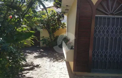 São francisco  realize o sonho de morar em uma casa linear, com quintal e ótima planta  de 4 quartos, 1 ste e garagem