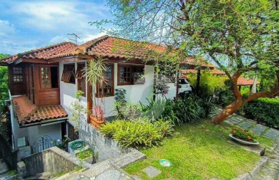 Casa com 4 dormitórios à venda, 199 m² por r$ 1.490.000,00 - badu - niterói/rj
