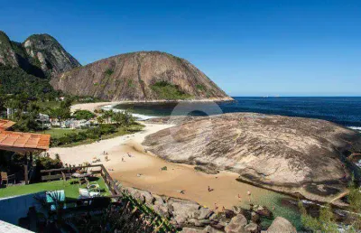 Casa com 4 suites à venda, 200m² por r$ 1.000.000 - itacoatiara - niterói/rj
