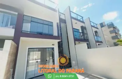 Triplex com 3 suítes espaço para jacuzzi com piscina próximo ao mar