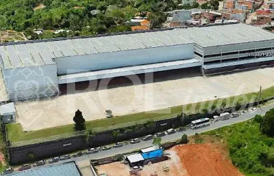 Galpão industrial de alto padrão com 5 salas e 8 banheiros em cotia-sp, jardim da glória - 9.088,00 m², 108 vagas de garagem.