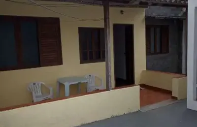 Casas- ideal para hostel ou pousada em excelente localização
