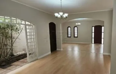 Casa com 3 quartos à venda na rua lincoln queiroz orsini, parque jardim europa, bauru, 195 m2 por r$ 850.000