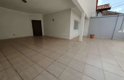 Casa com 3 quartos para alugar na rua floriano peixoto, centro, bauru, 220 m2 por r$ 2.500