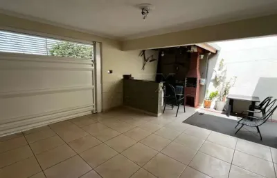 Casa com 2 quartos para alugar na rua rafael nicolau martins oliares, vila santista, bauru, 106 m2 por r$ 3.300