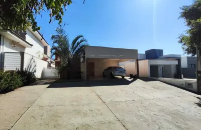 Casa em condomínio fechado com 3 quartos para alugar na rua joão ferreira filho, residencial vale florido, piratininga, 160 m2 por r$ 4.800