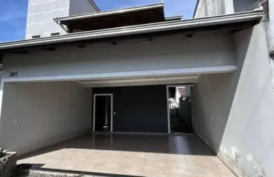 Casa com 3 quartos à venda na Rua Valdemiro Ender, Petrópolis, Joinville
