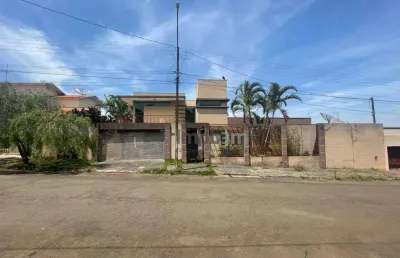 Sobrado com 4 dormitórios à venda, 182 m² por r$ 750.000,00 - jardim das flores - rolândia/pr