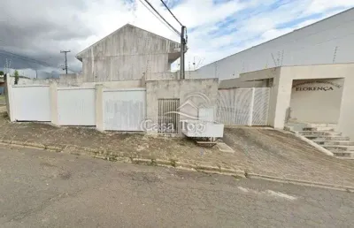 Casa à venda no condomínio residencial florença - uvaranas