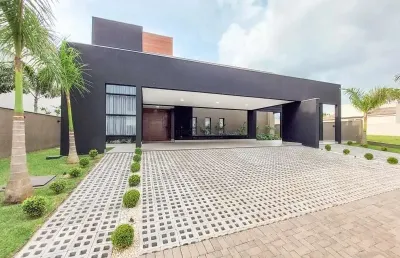 Casa em condomínio fechado com 4 quartos à venda no Jardim Tarobá, Cambé 