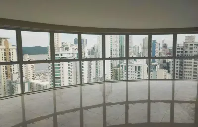 Apartamento com 4 quartos à venda na Rua 1141, 70, Centro, Balneário Camboriú