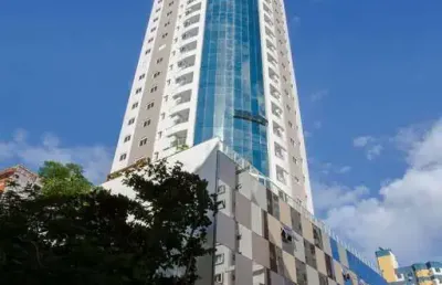 Apartamento com 3 quartos à venda na Rua 951, 241, Centro, Balneário Camboriú