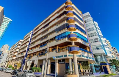 Apartamento a beira mar a venda, com 4 quartos em meia-praia, itapema,sc -86887
