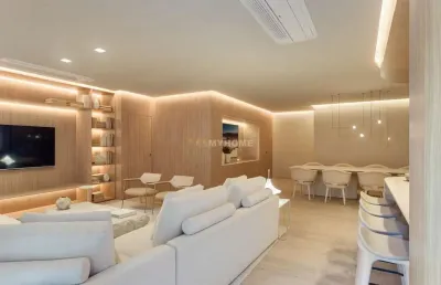 Apartamento com 198m² 4 quartos 3 vagas frente ao parque barigui