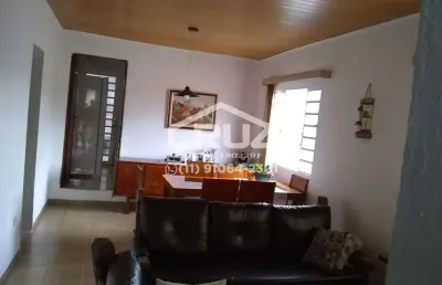 Casa com 3 quartos à venda na Rua São Pedro, Região Central, Caieiras