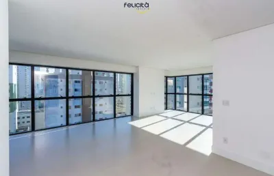 Apartamento à venda em balneário camboriú com 2 suítes