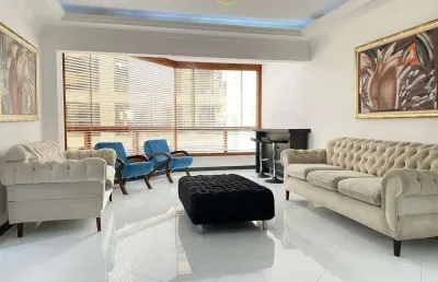 Apartamento quadra mar à venda em balneário camboriú