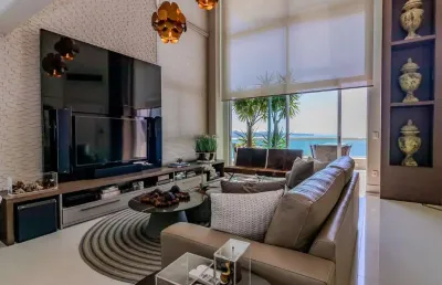 Apartamento frente mar com 04 suítes à venda em balneário camboriú.