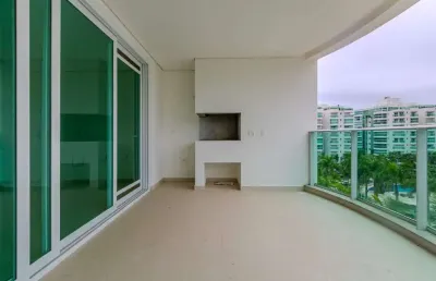 Apartamento à venda com 04 suítes e vista para o mar na praia brava.