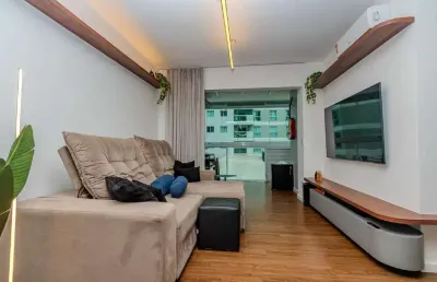 Apartamento à venda na segunda quadra do mar na praia brava