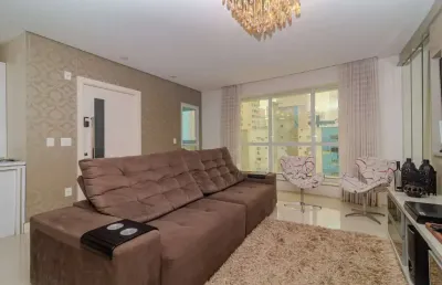Apartamento um por andar à venda no ed. solar gonçalves em balneário camboriú