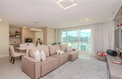 Apartamento à venda no centro de balneário camboriú no ed. puerto velero