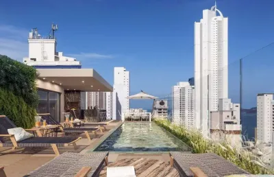 Apartamento com 3 quartos à venda na Rua Miguel Matte, Pioneiros, Balneário Camboriú