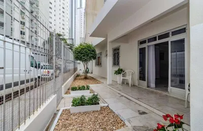 Casa com 3 quartos à venda na Rua 3614, 105, Centro, Balneário Camboriú