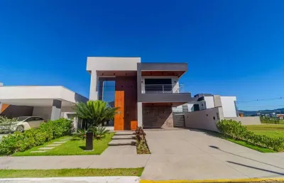 Casa em condomínio fechado com 4 quartos à venda na Rua Ivo José Rebello, 610, Santa Regina, Camboriú