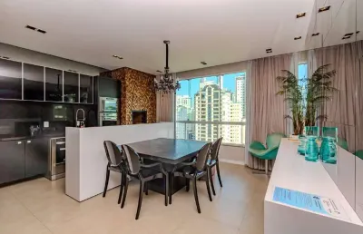 Apartamento próximo ao mar à venda em balneário camboriú