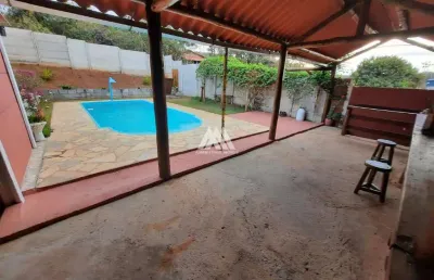 Vendo chácara em itatiaiuçu de 500m² com 02 quartos e piscina excelente localização.