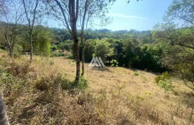 Vendo chácara em itatiaiuçu de 5.500m² excelente localização.